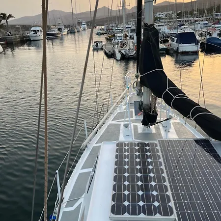 Timoun Lanzarote Bateau-hôtel