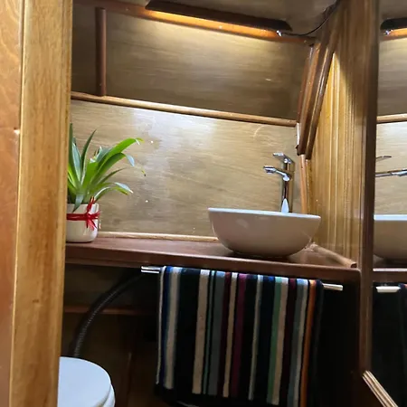 Timoun Lanzarote Bateau-hôtel